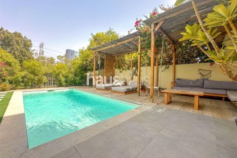 Villa in The Springs, Dubai 2 bedrooms, 152 sq.m. № 44138 - photo 1