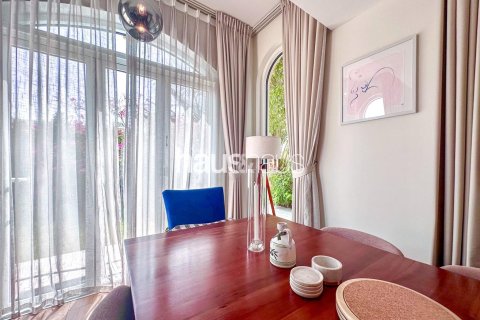 Villa à The Springs, Dubai, 2 chambres, 167 m², № 44198 - photo 6