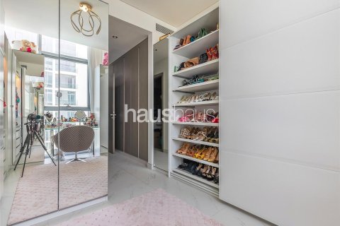 Apartment in Mohammed Bin Rashid City, Dubai 3 bedrooms, 165 sq.m. № 44258 - photo 13