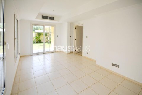 Villa in The Springs, Dubai 2 bedrooms, 162 sq.m. № 44255 - photo 5