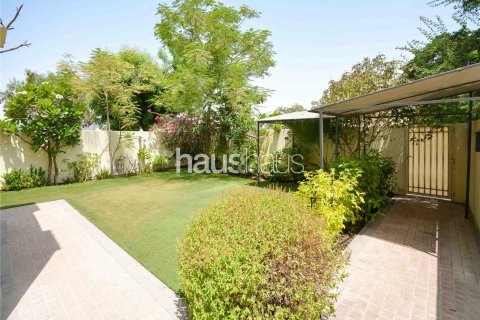 Villa in The Springs, Dubai 2 bedrooms, 162 sq.m. № 44255 - photo 2