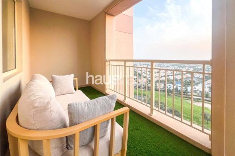 Apartment in The Views, Dubai 3 bedrooms, 186 sq.m. № 44257 - photo 14