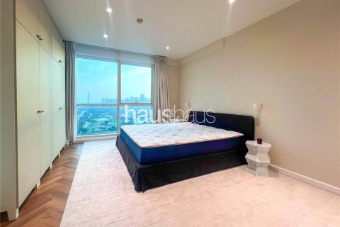 Apartment in The Views, Dubai 3 bedrooms, 186 sq.m. № 44257 - photo 10