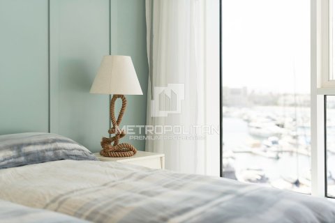 Appartement à Tiara Residences, Palm Jumeirah, Dubai, 2 chambres, 156 m², № 8767 - photo 7