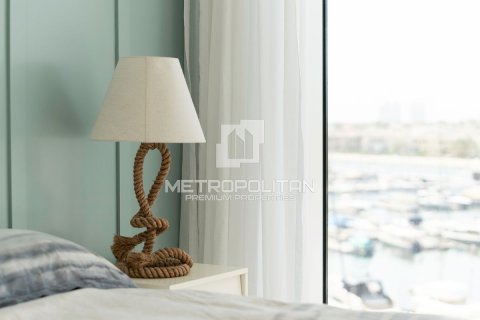 Appartement à Tiara Residences, Palm Jumeirah, Dubai, 2 chambres, 156 m², № 8767 - photo 18