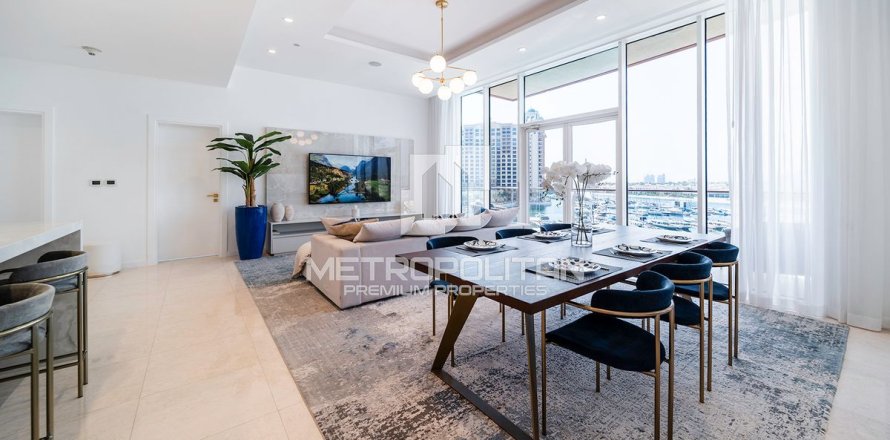 Appartement à Tiara Residences, Palm Jumeirah, Dubai, 2 chambres, 156 m², № 8767