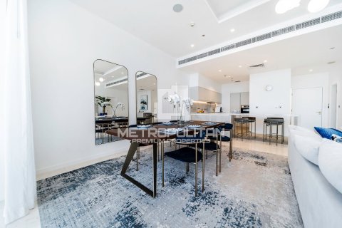 Appartement à Tiara Residences, Palm Jumeirah, Dubai, 2 chambres, 156 m², № 8767 - photo 14