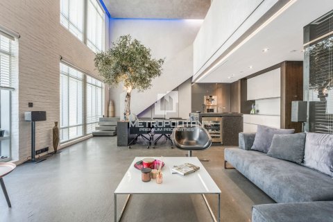 Duplex in The Lofts, Downtown Dubai (Downtown Burj Dubai), Dubai 2 bedrooms, 163 sq.m. № 8759 - photo 5