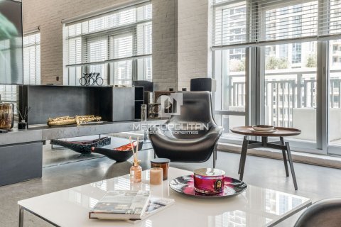 Duplex in The Lofts, Downtown Dubai (Downtown Burj Dubai), Dubai 2 bedrooms, 163 sq.m. № 8759 - photo 8