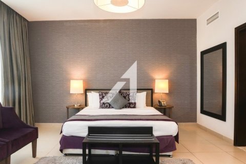 Снять в аренду апартаменты в отеле в Дубае: 2 спальни, 109м², № 7598 - фото 5
