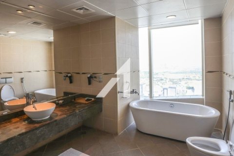 Снять в аренду апартаменты в отеле в Дубае: 2 спальни, 109м², № 7598 - фото 11