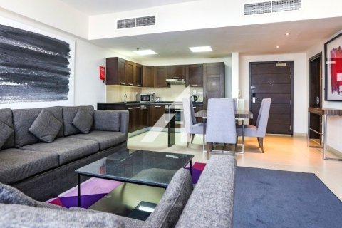 Hotel Apartamento en Dubai, 1 dormitorio, 80 m², № 7596 - foto 1