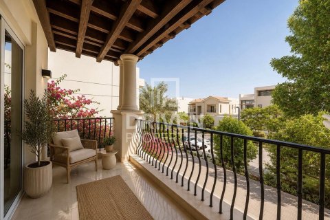 Villa in District One, Mohammed Bin Rashid City, Dubai 4 bedrooms, 873.29 sq.m. № 136161 - photo 5