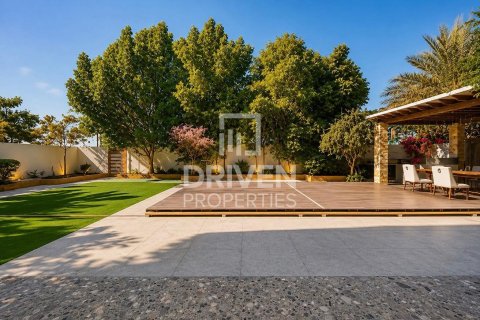Villa in District One, Mohammed Bin Rashid City, Dubai 4 bedrooms, 873.29 sq.m. № 136161 - photo 2