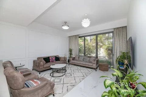 Villa in Dubai Hills Estate, Dubai 3 bedrooms, 304 sq.m. № 71328 - photo 2