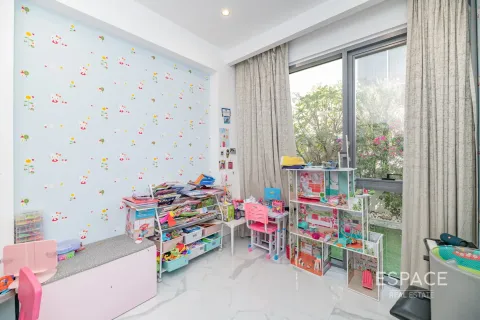 Villa in Dubai Hills Estate, Dubai 3 bedrooms, 304 sq.m. № 71328 - photo 5