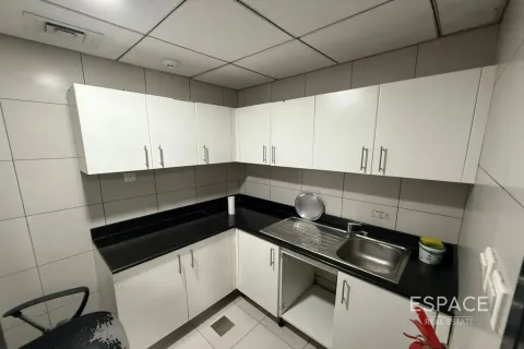 Office in Jumeirah Lake Towers, Dubai 118 sq.m. № 71324 - photo 7