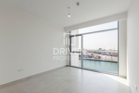 Apartment in Al Wasl, Dubai 2 bedrooms, 124 sq.m. № 18813 - photo 8