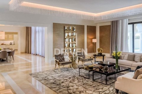 Villa in District One, Mohammed Bin Rashid City, Dubai 6 bedrooms, 900 sq.m. № 18824 - photo 1