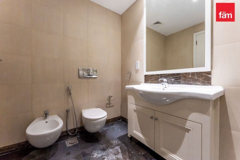 Снять в аренду квартиру в Дубае: 2 спальни, 144м², № 84625 - фото 18