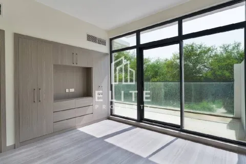 Townhouse in Park Residences, DAMAC Hills (Akoya by DAMAC), Dubai 4 bedrooms, 181 sq.m. № 137345 - photo 4