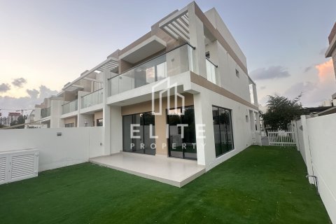 Townhouse in Park Residences, DAMAC Hills (Akoya by DAMAC), Dubai 4 bedrooms, 181 sq.m. № 137345 - photo 2