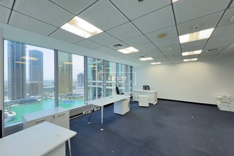 Office in Jumeirah Lake Towers, Dubai 168.1 sq.m. № 49117 - photo 1