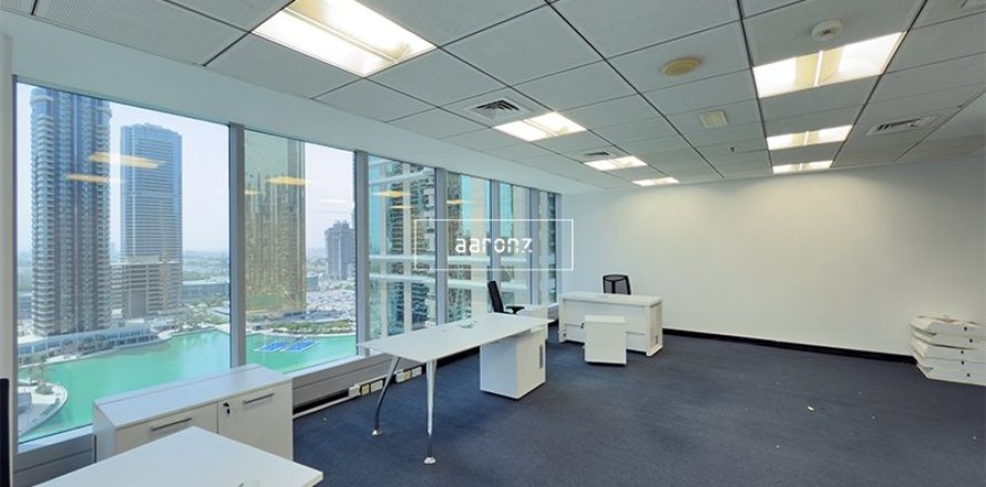 Office in Jumeirah Lake Towers, Dubai 168.1 sq.m. № 49117