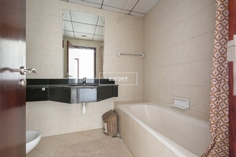 Appartement à Jumeirah Lake Towers, Dubai, 2 chambres, 101.2 m², № 49115 - photo 10