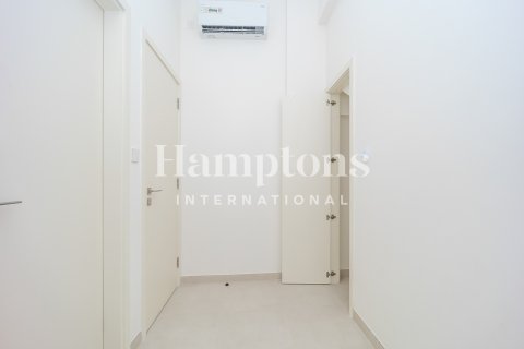 Снять в аренду таунхаус в Al Manara, Jumeirah Village Triangle, Дубай: 3 спальни, 190.07953800м², № 100419 - фото 3