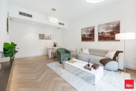 Apartment in Al Satwa, Dubai 2 bedrooms, 119.9 sq.m. № 48874 - photo 19