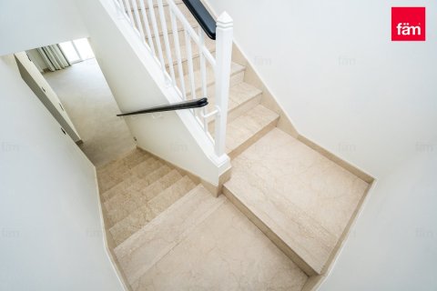 Villa in Dubai 3 bedrooms, 255 sq.m. № 48873 - photo 7