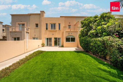 Villa in Dubai 3 bedrooms, 255 sq.m. № 48873 - photo 10