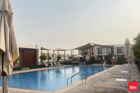 Townhouse in Dubai 3 bedrooms, 144 sq.m. № 48875 - photo 6