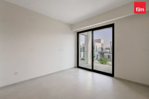 Villa en Dubai, 4 dormitorios, 531.8 m², № 70701 - foto 8