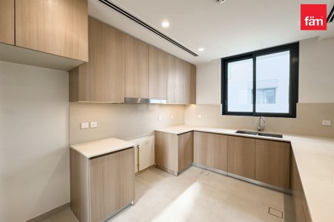 Villa en Dubai, 4 dormitorios, 531.8 m², № 70701 - foto 5