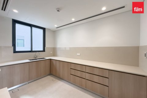 Villa en Dubai, 4 dormitorios, 531.8 m², № 70701 - foto 7