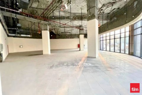 Tienda en Bur Dubai, Dubai, 1049.8 m², № 55632 - foto 4