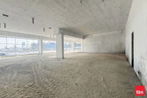 Tienda en Bur Dubai, Dubai, 1049.8 m², № 55632 - foto 2