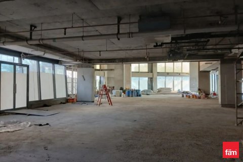 Tienda en Bur Dubai, Dubai, 1049.8 m², № 55632 - foto 5