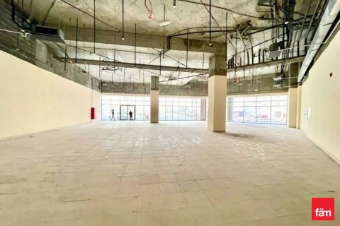 Tienda en Bur Dubai, Dubai, 1049.8 m², № 55632 - foto 3