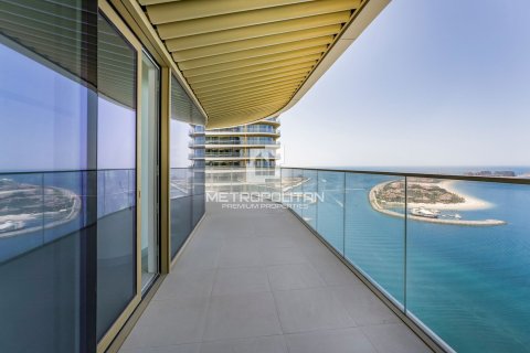 Купить квартиру в EMAAR Beachfront, Dubai Harbour, Дубай: 3 спальни, 227м², № 15460 - фото 2