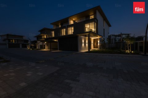 Villa en Dubai, 3 dormitorios, 333 m², № 114340 - foto 4