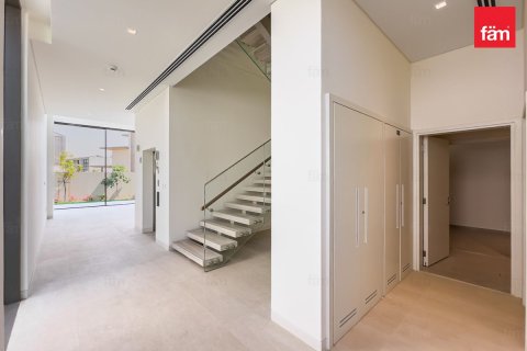 Villa en Dubai, 3 dormitorios, 333 m², № 114340 - foto 7