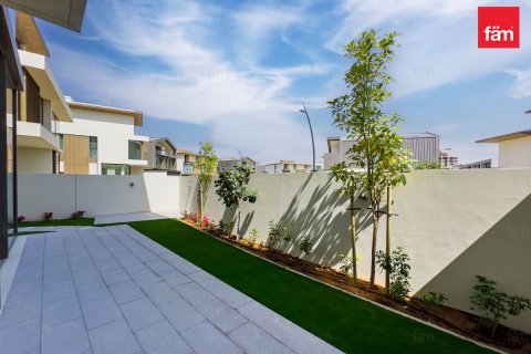 Villa en Dubai, 3 dormitorios, 333 m², № 114340 - foto 12