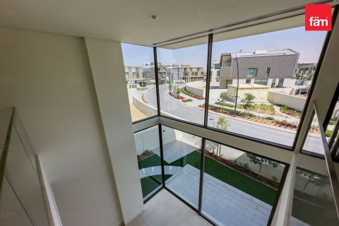 Villa en Dubai, 3 dormitorios, 333 m², № 114340 - foto 13