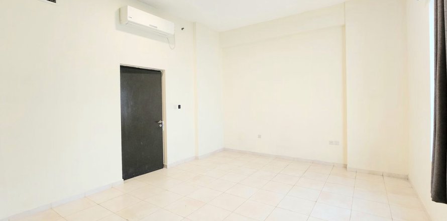 Labor Camp in Jebel Ali, Dubai 2920.3 sq.m. № 114341