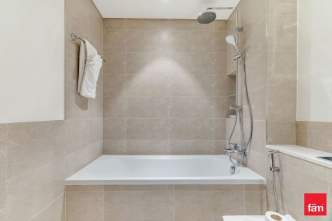 Apartment in Dubai Harbour, Dubai 1 bedroom, 74 sq.m. № 114350 - photo 18