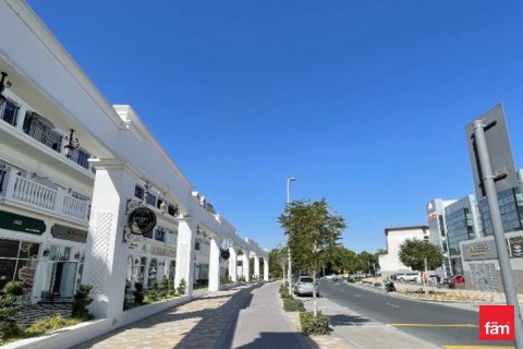 Tienda en Arjan, Dubai, 132.7 m², № 114338