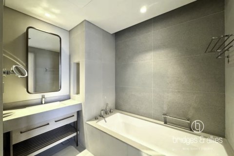 Apartment in Downtown Dubai (Downtown Burj Dubai), Dubai 2 bedrooms, 112 sq.m. № 90766 - photo 11